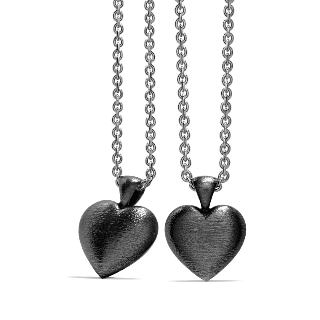 DavidJonns's tweet photo. Sterling silver puffed heart stone pendants #jewellery #jewelry #jewels #bling #sterlingsilver #goldsmithstories #handmade #benchpeg #benchpegselfie #jewelrydesign #accessories https://t.co/fEDSVLUU6d