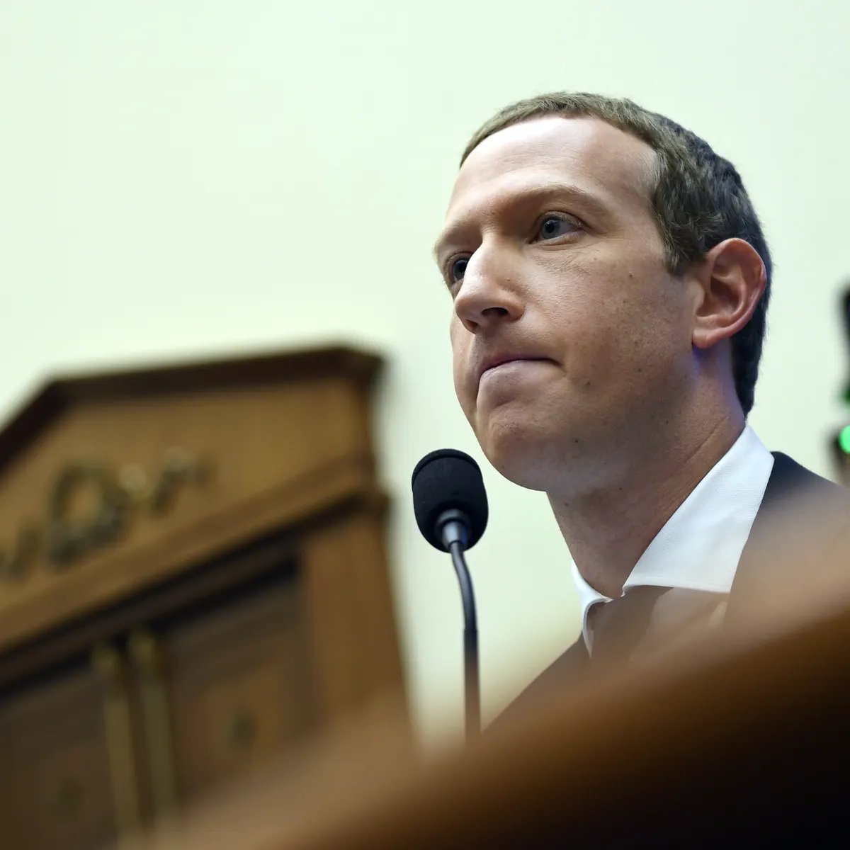 RGisanintwari's tweet photo. Mark Zuckerberg Loses $7 Billion in Net Worth as Facebook Stock Falls... 
#facebookdown https://t.co/IMausLO4bd