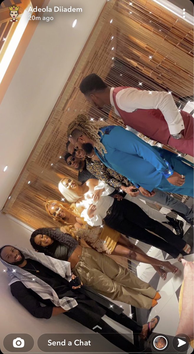 kingofowerri's tweet photo. Whitemoney n queen are our next meeting.. 
Moneygeng we moveeee. 

#BBNaija https://t.co/HThAulG5zR