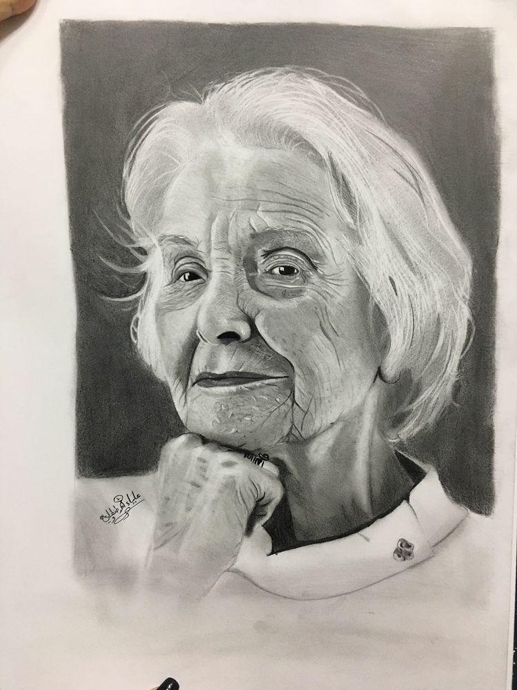 alyaaa_store's tweet photo. Pencil portrait ❤️
#art #artwork #ArtistOnTwitter #WomensArt #drawing #Pencildrawing #pencilart #pencilsketch #Egypt #explore https://t.co/3Jf7Ik3Nv1