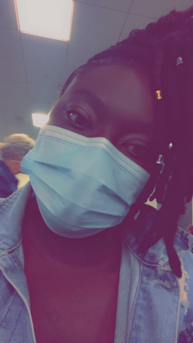 CORLYCE's tweet photo. My airport look at 4am headed to Houston Texas from Florida https://t.co/5TCHY63ueC