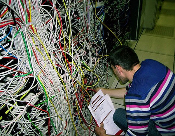 DarkVador_Off's tweet photo. Pendant ce temps là,  chez #Facebook ...

#InternetShutDown
#facebookdown https://t.co/01GVhWTo5B