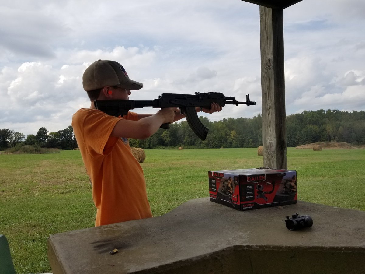 Facebook apparently is down so guess I will post a pic to Twitter! #GunControlNow