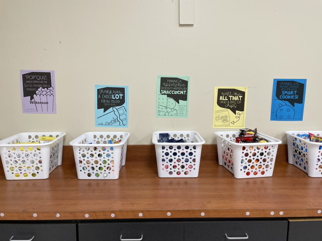 Smith_Educating's tweet photo. @wilkerson_pto Thank you for the yummy treats! It’s always a great day when there’s snacks involved! https://t.co/c9njWqsPEs