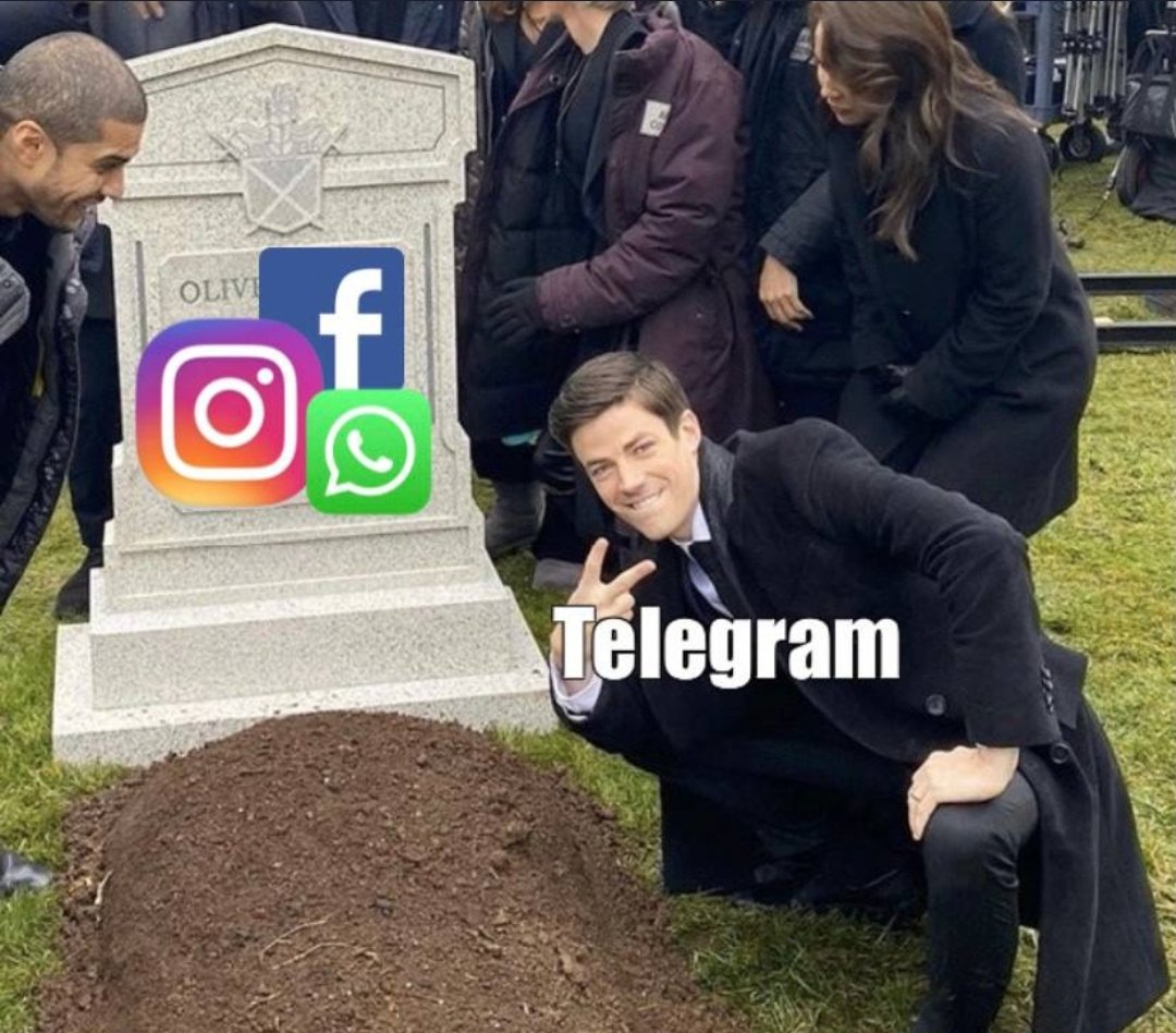 AndyCastillo930's tweet photo. Cuando van a tu funeral, con la alegría en el rostro!!
#DeleteFacebook #LiveTelegram https://t.co/fDQwJdXnp9