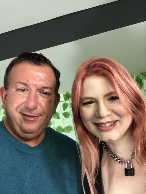 My &ldquo;stepmom&rdquo; @AmiMercury walked in on me masturbating today and decided to lend a helping hand 😁 https://t<a class="tags" href="/tag/amimercury">@amimercury</a><a href="/tag/mvsales"class="tags"><span>#mvsales</span></a><a href="/tag/mvboys"class="tags"><span>#mvboys</span></a>