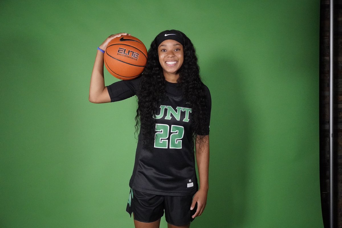 EreaunaH's tweet photo. 110% committed!!! 💚 #GMG @MeanGreenWBB @MarcRenelique @pd_skillz https://t.co/EPbS2j4y6L