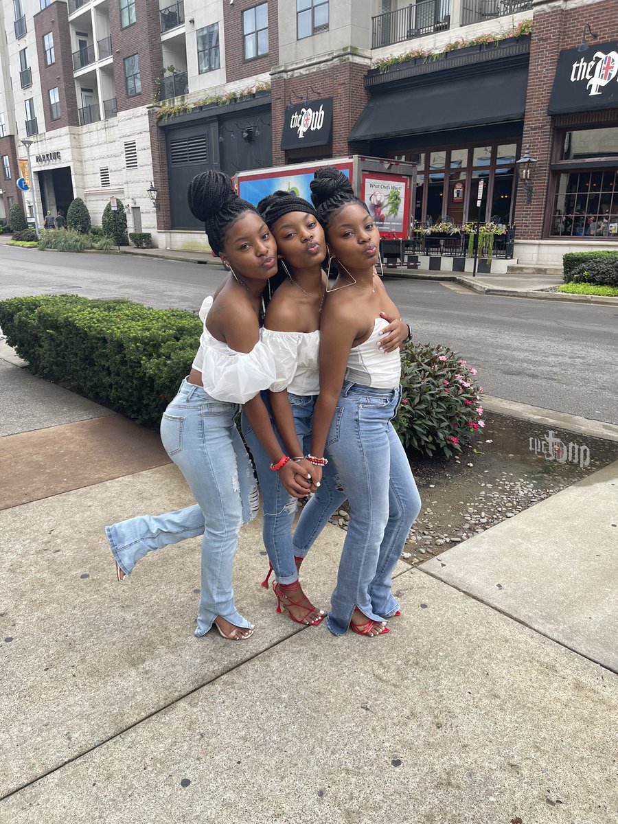 its__jayd's tweet photo. It’s our FIRST DELTAversary ❤️
#AOML https://t.co/QgmC6aUBoZ