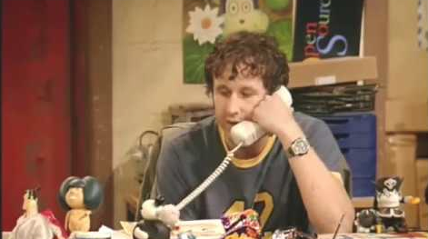 markbloodred's tweet photo. Dear Facebook- #haveyoutriedturningitoffandbackonagain #facebookdown #theitcrowd https://t.co/y9brm9oxhW