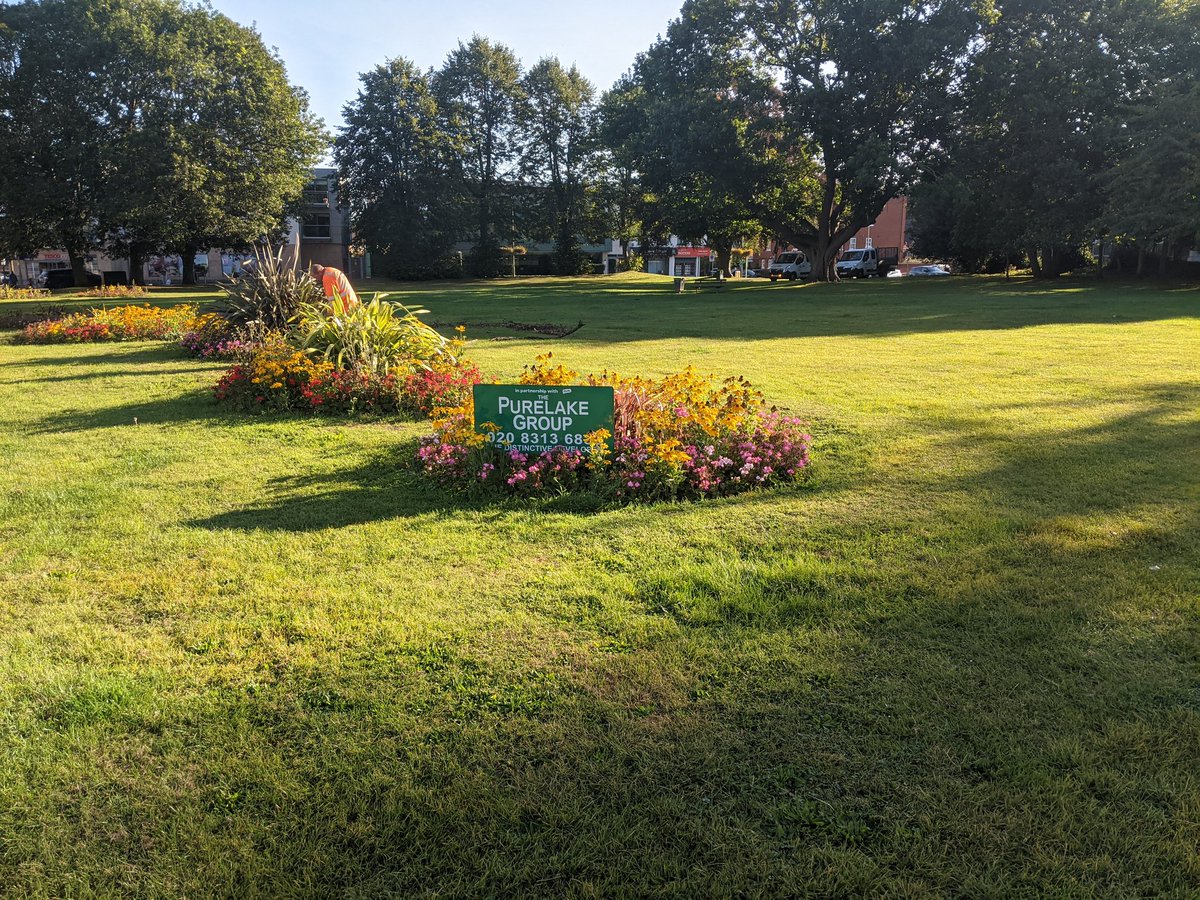 Maria_Staines's tweet photo. #carditch it's a thing! Let's share what we've been seeing and enjoying when ditching the car in Bromley @GreenercleanerB https://t.co/hTH82lNT83