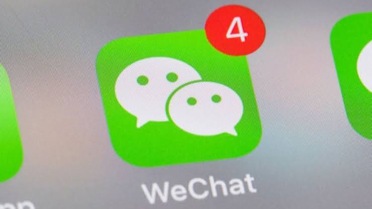 Luceritho2792's tweet photo. #SeCayoTodo volvemos al wechat o al line... Sera prudente??? #WhatsApp #Facebook #instagramerror #Telegram https://t.co/BSE2F46IsS