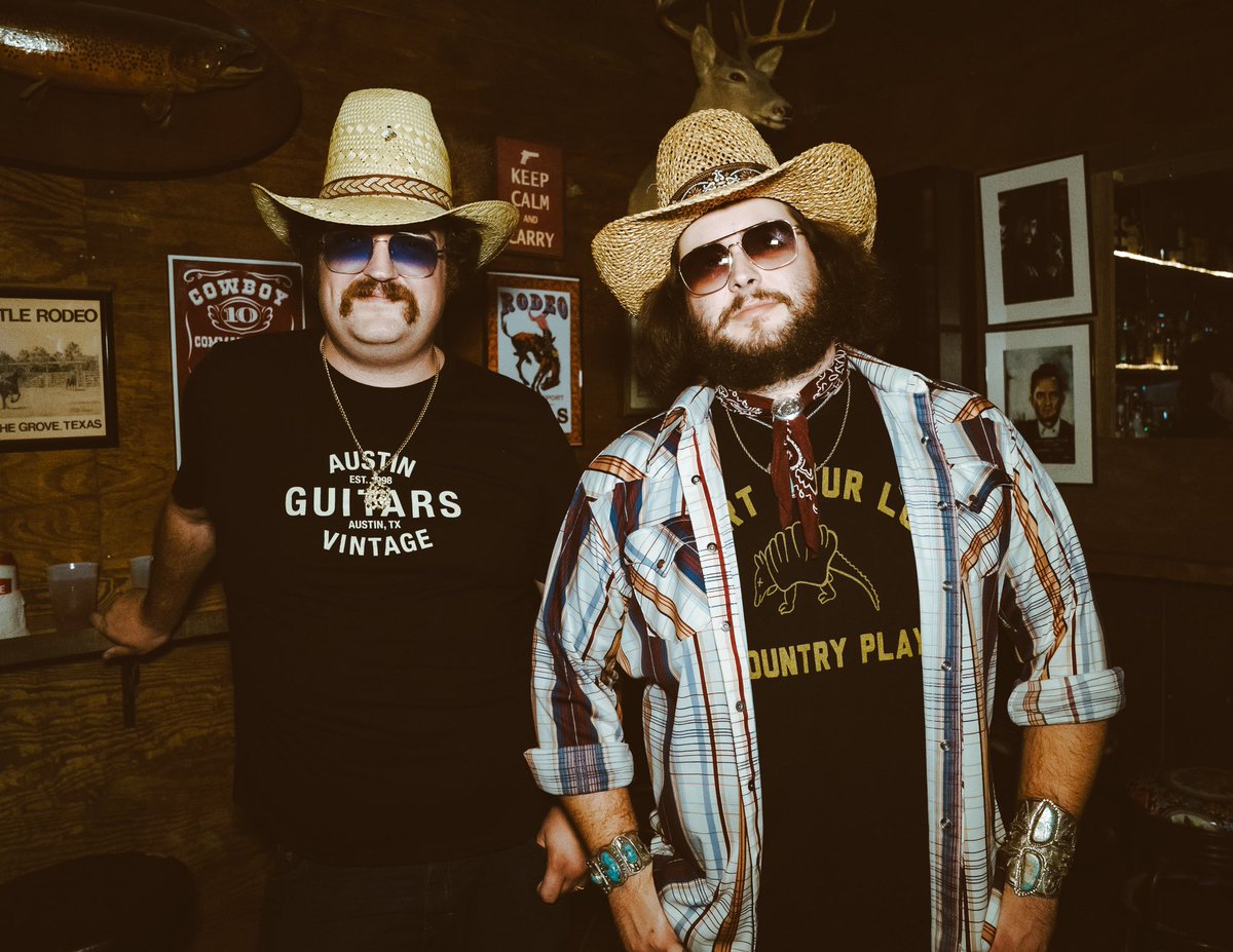 We’re hitting the road, tomorrow! Come see us if you’re out and about! 

10/9: The Phoenix (Pahrump, NV)
10/10: Saddle ‘N Spurs (Las Vegas, NV)
10/14: Mama Tried (Irving, TX)
10/15: Mama Tried (Irving, TX)

#CountryMusic #TravelingBand #SingerSongwriter #HonkyTonk