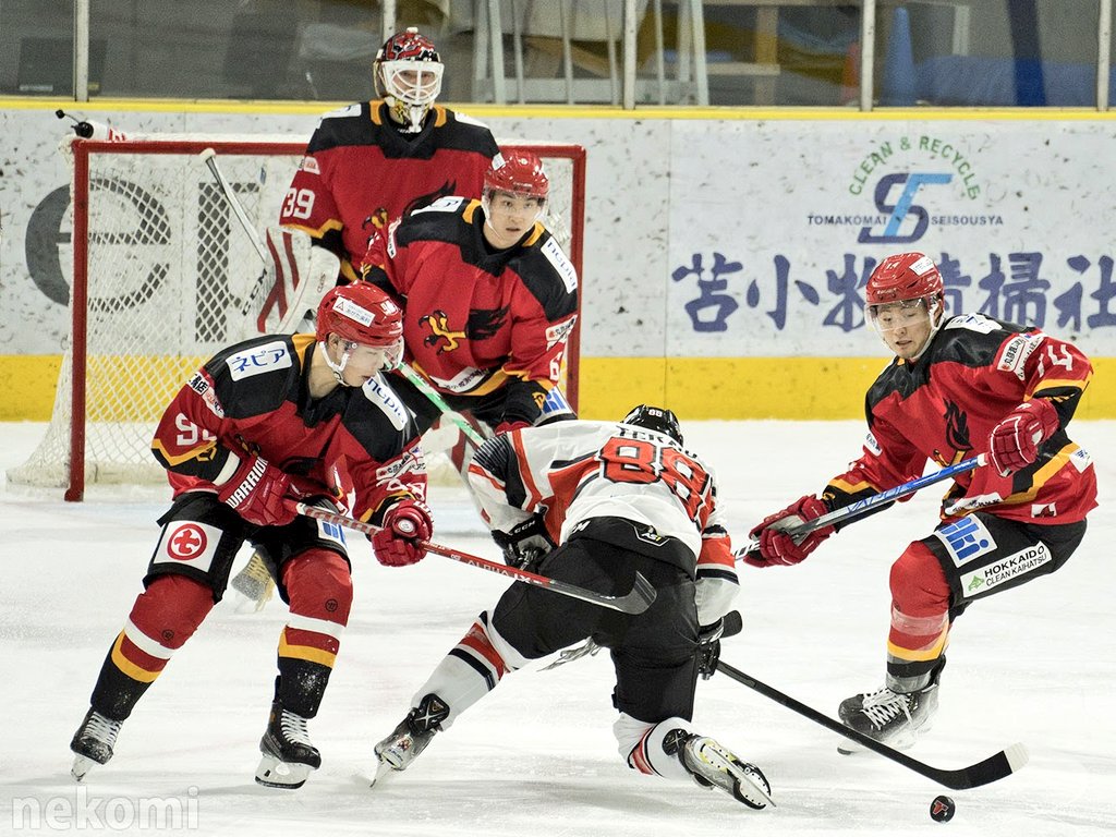 Uzivatel ねこみ Na Twitteru 21 10 2 In白鳥王子アイスアリーナ レッドイーグルス北海道 Vs Hc栃木日光 アイスバックス 寺尾勇利 選手 Reh Icebucks Icehockey アイスホッケー アジアリーグアイスホッケー ジャパンカップ21 T Co Qhaaxjmm