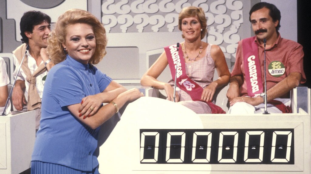 Hemos desconectado WhatsApp, Facebook e Instagram para hacer un simulacro de cómo se vivía en EGB, mañana apagaremos <a href="/NetflixES/">Netflix España</a> <a href="/Filmin/">Filmin</a> @HBOMaxES <a href="/DisneyPlusES/">Disney+ España</a>  y todas las plataformas de TV y emitiremos el 'Un, dos, tres'. Perdonen las molestias.