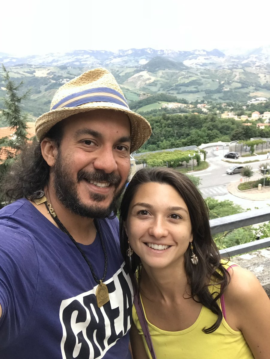 haggagovic's tweet photo. مين فيكم عايز يتجوز بنت من سان مارينو 🇸🇲❤️👰🏼‍♀️؟
اعرفوا التفاصيل في الفيديو ده:

https://t.co/TLrTO7isam https://t.co/GBGJqMfqPS