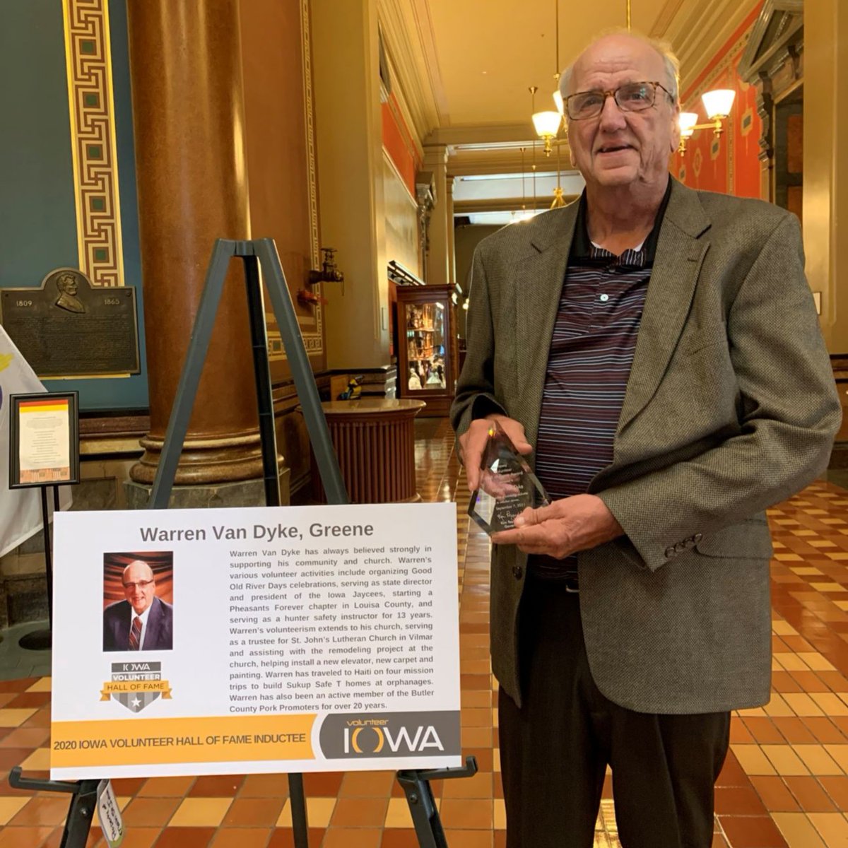 SukupMfg's tweet photo. In September, Governor Kim Reynolds inducted former Sukup employee, Warren Van Dyke of Greene, Iowa, into the Iowa Volunteer Hall of Fame. Congratulations Warren!

https://t.co/vSuVGveo6o

#TeamSukup #MondayMotivation #AgTwitter https://t.co/1GKsAd9ESb