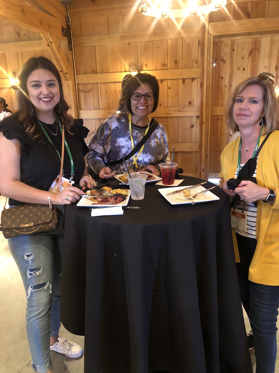 TASPA3's tweet photo. Having a GREAT time at the TASPA Welcome Reception! @TASPA3 #TASPAFall21 https://t.co/bTJRWowBbO