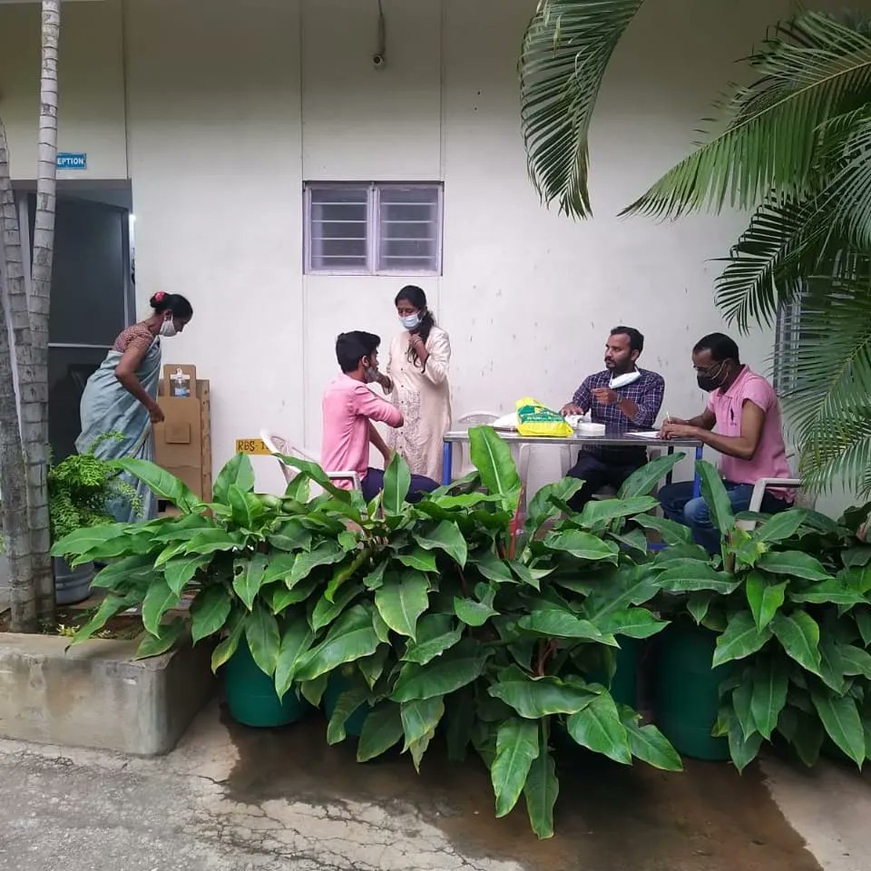 MadhurPharma's tweet photo. With the 2nd jab of #vaccination all our employees are #coronasafe and so is our facility. #workspace #vaccinatedandhappy #COVID19 #Covid19India #fightagainstcoronavirus https://t.co/r4qzHrXWdo