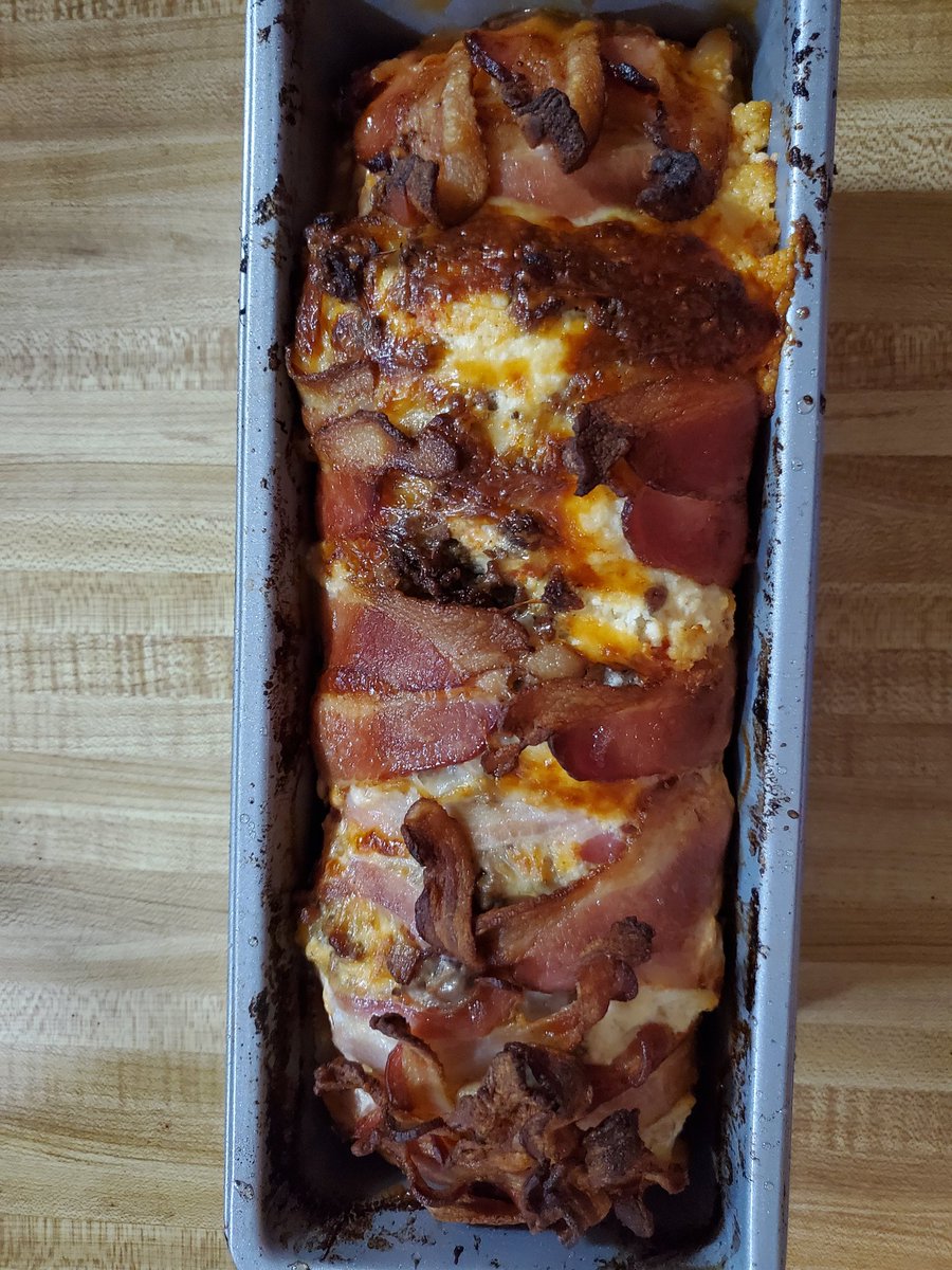 @MrBarryLewis Tried your bacon wrapped lasagna... delicious!!! #bacongoeswitheverything #cooking #barrylewis #dinnersready