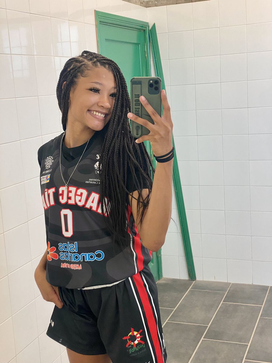 imanirazel's tweet photo. Ball still life 🥳 https://t.co/oiXNpWQZhN