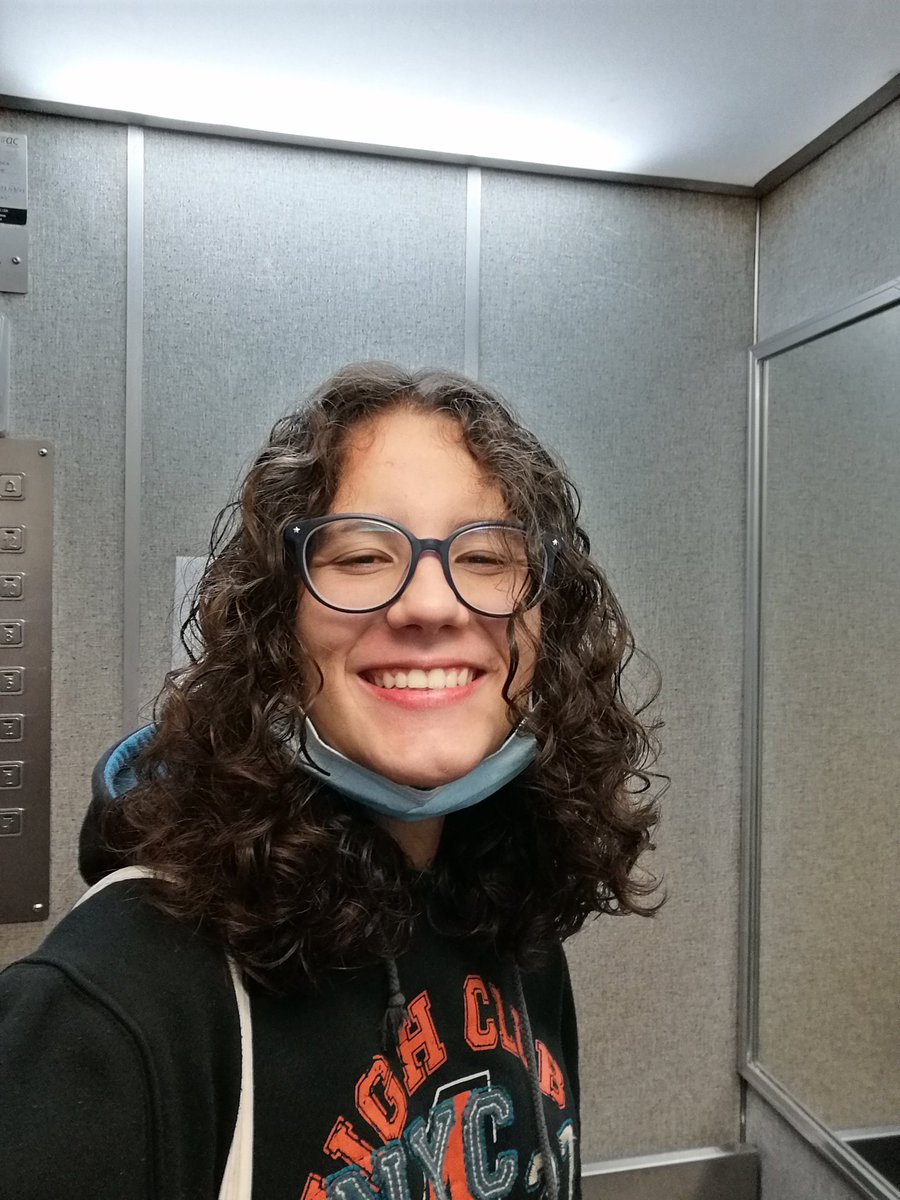 raqueladonis_'s tweet photo. Olá, ontem o meu cabelo estava fixe então vão levar com esta foto, beijos https://t.co/bUbO8XeqFs