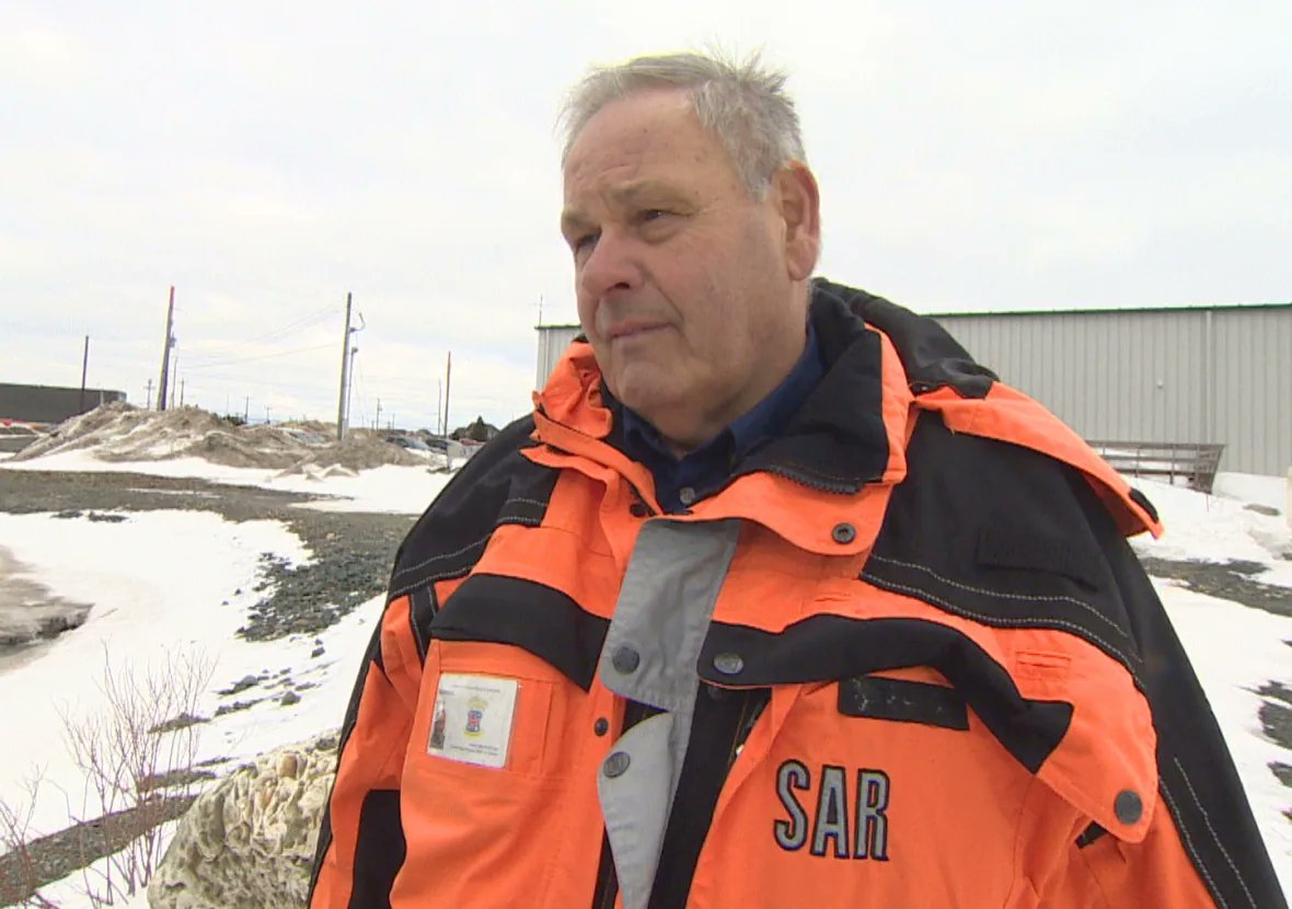 CBCNL's tweet photo. The president of the Newfoundland and Labrador Search and Rescue Association is calling on the provincial government to give the organization substantially more money for its search and rescue efforts
https://t.co/8qRKIrtkHD https://t.co/k4O4Ey0jnt