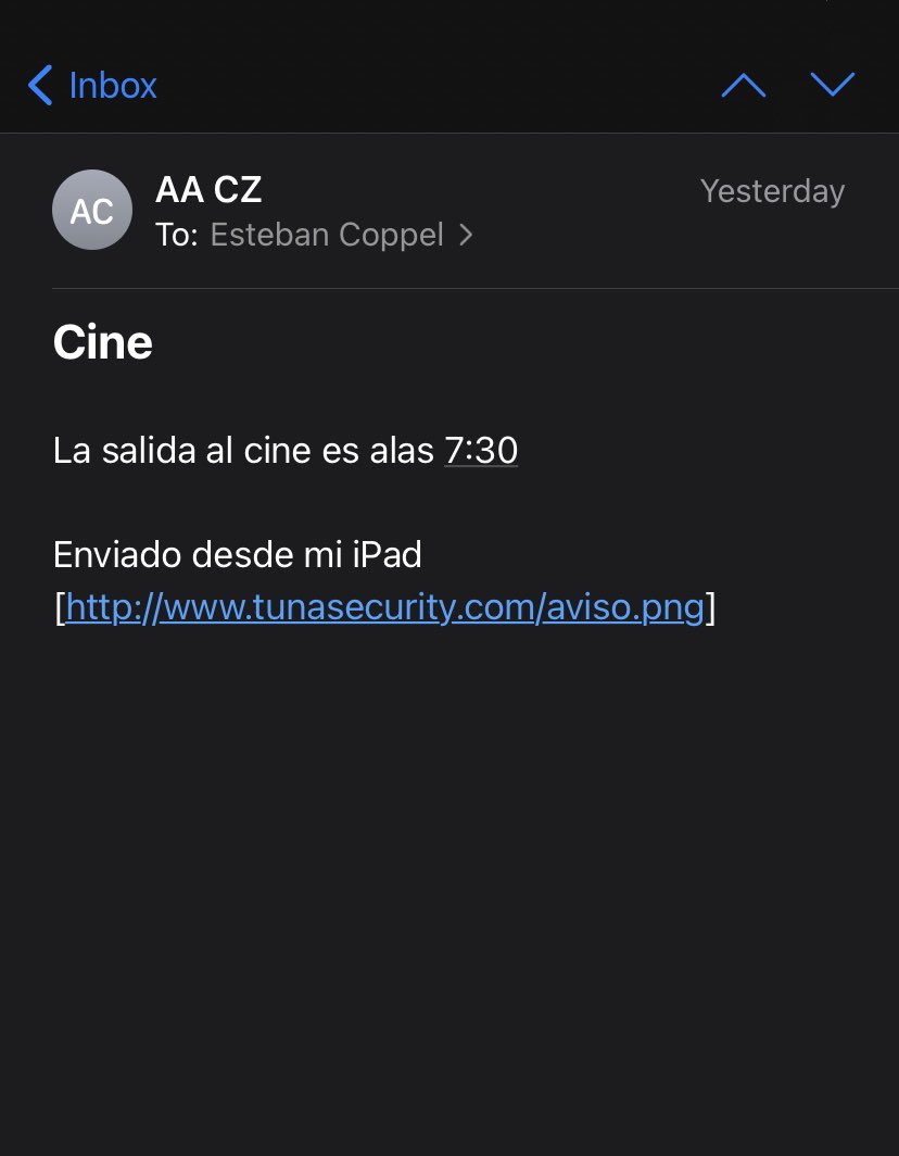 Serán mi papa mandándome un mail para avisarme que vamos al cine?