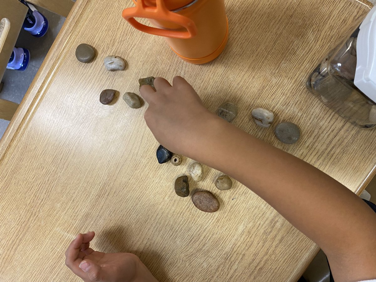 Exploring growing patterns using loose parts. <a href="/HTSRichmondHill/">HTS Richmond Hill</a>