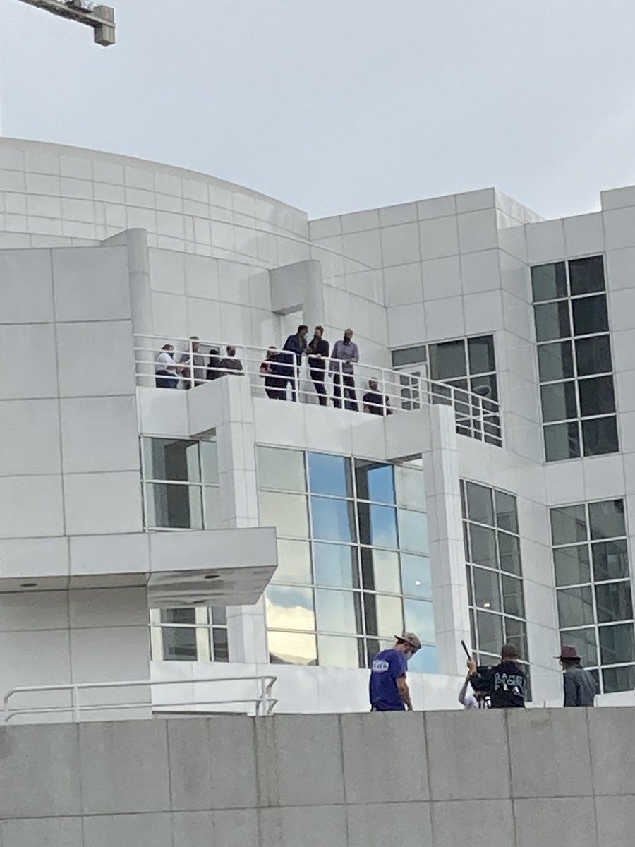 EmileeMaree12's tweet photo. Went to the @HighMuseumofArt just so I could say I’ve been to Chastain and ended up stumbling upon @ResidentFOX being filmed. 😳😅 https://t.co/IrfVfcfxeB