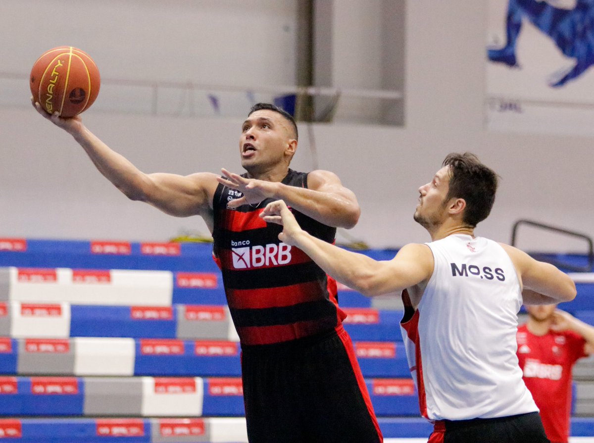 TimeFlamengo's tweet photo. Primeiro treino concluído! ☑️

Em Campina Grande, o #FlaBasquete realizou atividade de olho no Torneio Integração, campeonato amistoso que começa na quarta-feira! #NaçãoBRB

📸: Helena Petry/CRF https://t.co/m8lCttwaQo