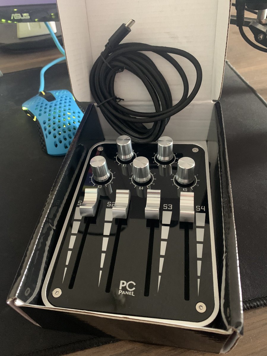 AbueloKTN's tweet image. Llego finalmente mi @getpcpanel pro, que es básicamente un controlador de audio bastante bueno, tiene un software propio que te permite haver muchisimas cosas con los knob y sliders… sale video review pronto!

#PCpanel #PCpanelPro