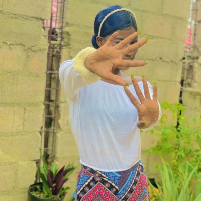 tchyna509's tweet photo. #NouvellePhotoDeProfil https://t.co/niQHohZNrU