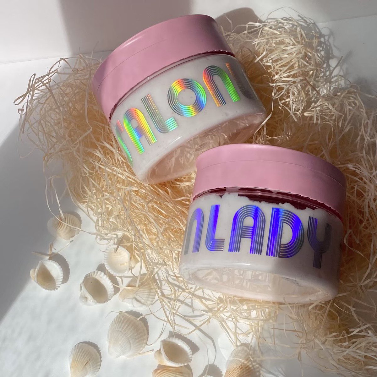 salonlady_'s tweet photo. 夏の時期に受けた髪のダメージ。
この秋に、しっかりとケアしましょう♡
.
密着スチームラップ処方の、
ダメージ補修ヘアマスクで！

#サロンレディ https://t.co/5WbgjLvPdw