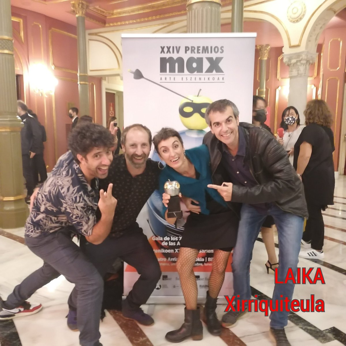 xirriquiteula's tweet photo. #LAIKA @PremiosMax @EscenaFamiliar @ttp @teveo @recomana @PTeatre @firatitelles @mostraigualada https://t.co/FDaN42Fb8o