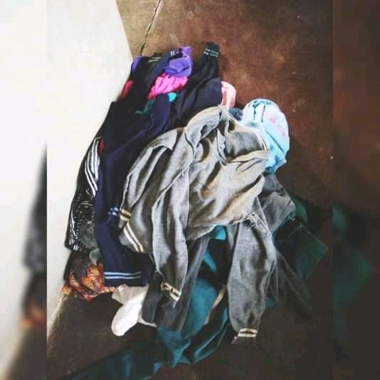 LinahMahlaola's tweet photo. Motho ke motho ka batho .Bagagesho ,Kea leboga ❤️🙏
#RiseUp #ItTakesAVillage https://t.co/fWTGpbwPk0
