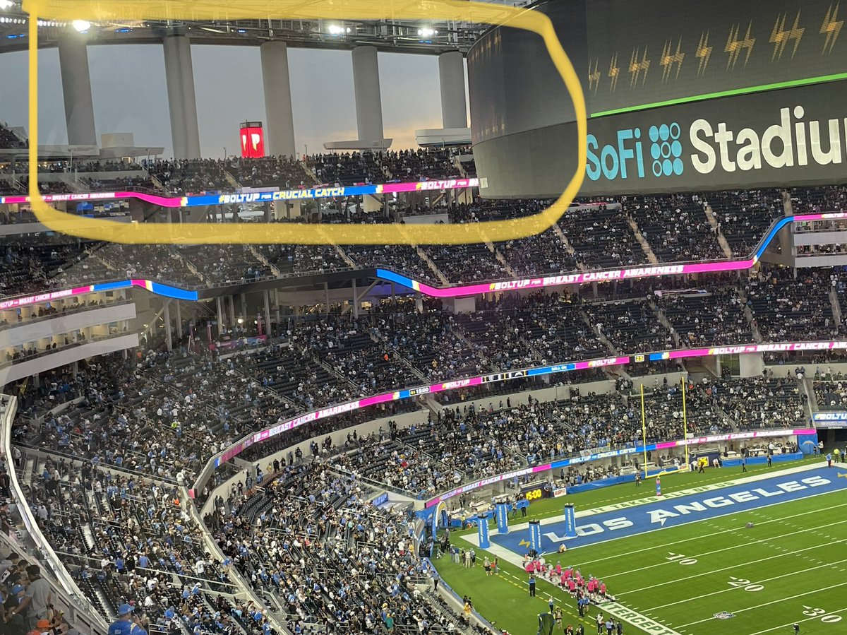 danielrpopper's tweet photo. Since people are firing off bits at a truly breathtaking rate: SoFi Stadium has a roof, but the sides are open. (See: yellow circle.) There is lightning in the area, hence the danger. https://t.co/gKNCdkvx8a