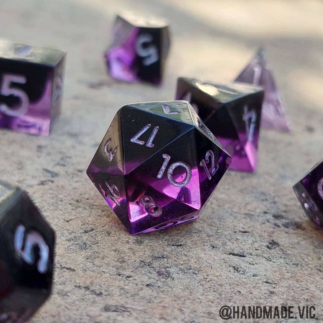 Handmade_Vic's tweet photo. Oi Gente, esse aqui é um breve resumo do que eu faço https://t.co/6gaCOHJXRH