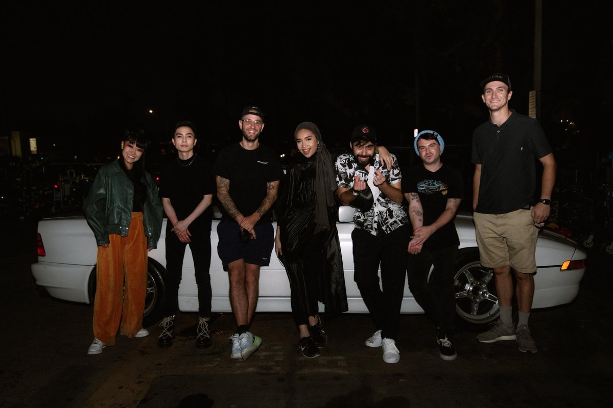 BrettBlackman's tweet photo. ✨ @manilakilla - reminisce (feat. @yunamusic) out now via @88rising / @paradiserising 8⃣8⃣🇵🇭 

listen / watch, here: https://t.co/76e8mXGUxQ 📽️

bts pix by: @nattografi 📸 https://t.co/4A0NNIs35X