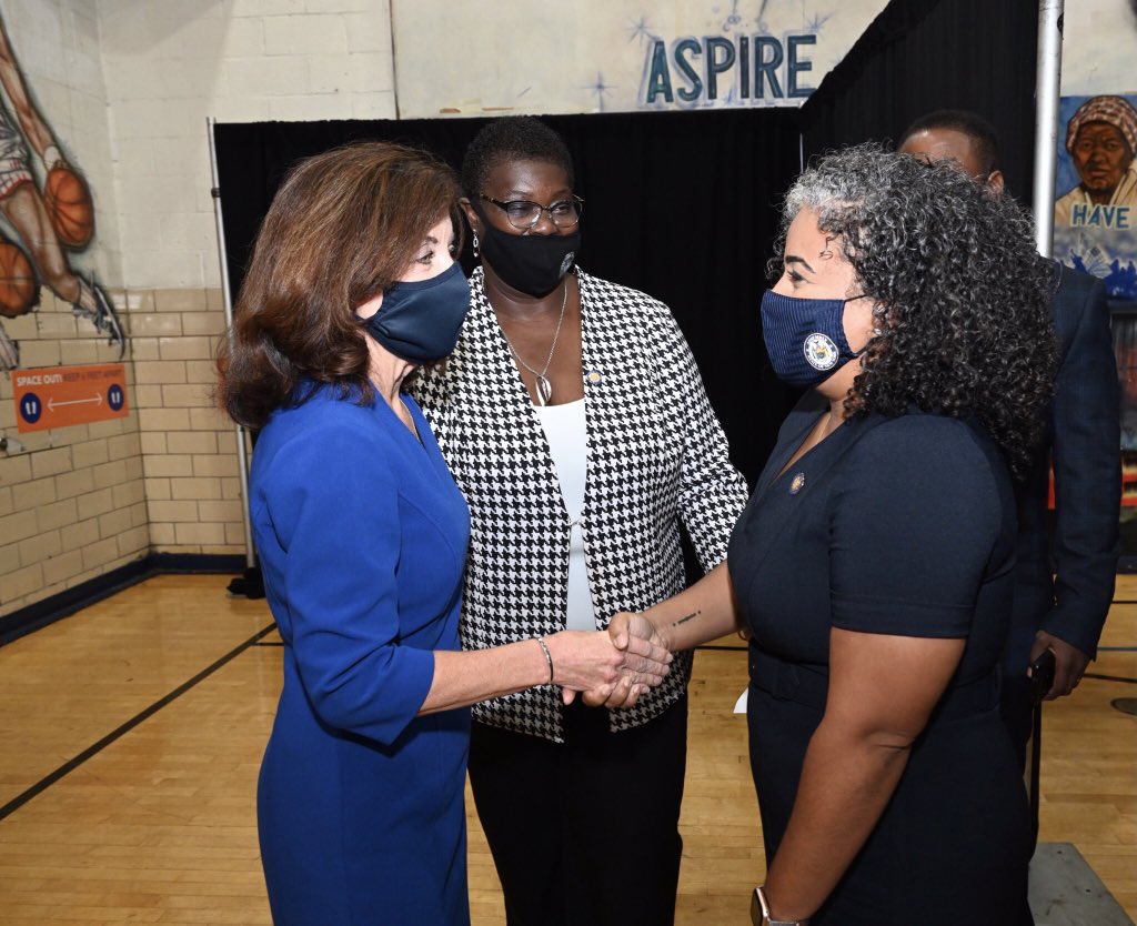 Governor Hochul shakes hands with a person