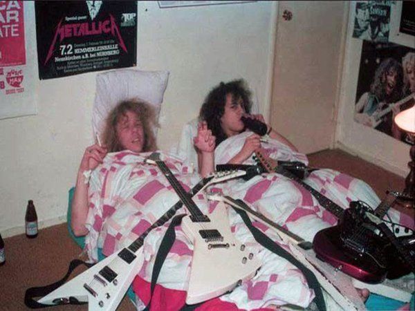 crockpics's tweet photo. James Hetfield and Kirk Hammett from Metallica, 1983. https://t.co/7cZdzB8cwV