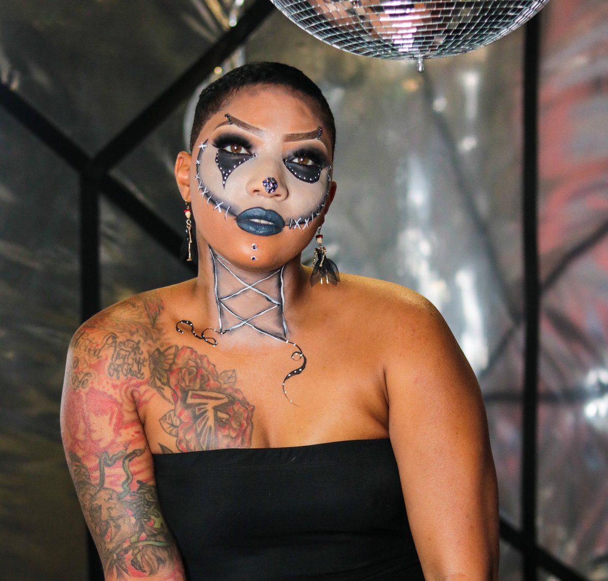 NitaBeater_'s tweet photo. This is MY Disco Circus 🎪
Disco Clown
Day 4 of #nitabeaters31daysofhalloween
Shot by @JUUG
#31daysofhalloweenmakeup #clown #discocircus #atlantainfluencer https://t.co/bA88n2hvpV