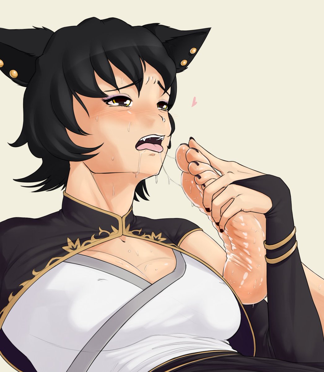 She's been feeling really needy to have her feet worshipped so she had to worship them herself~

#LewdRP