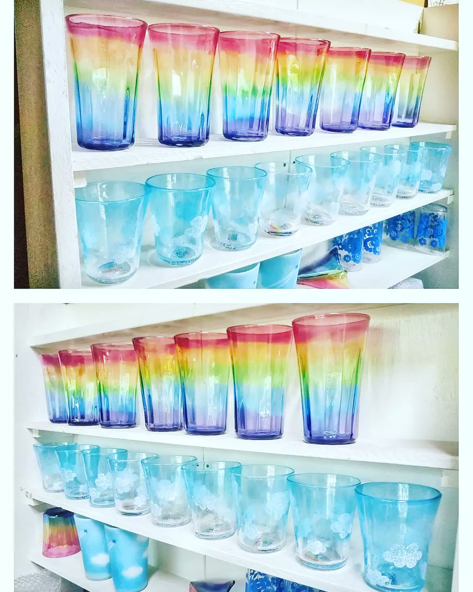 faroglass's tweet photo. この方は、連絡がちゃんと取れて、どれが良いかも選んでいただけたので良かった。(^-^)
#五木田淳子
#ガラス作家
#ガラス
#西伊豆
#ガラス工房FARO
#glassblowing
#glassblown
#glassart
#gokitajunko
#虹色
#虹
#rainbow https://t.co/ioNftKvhSh