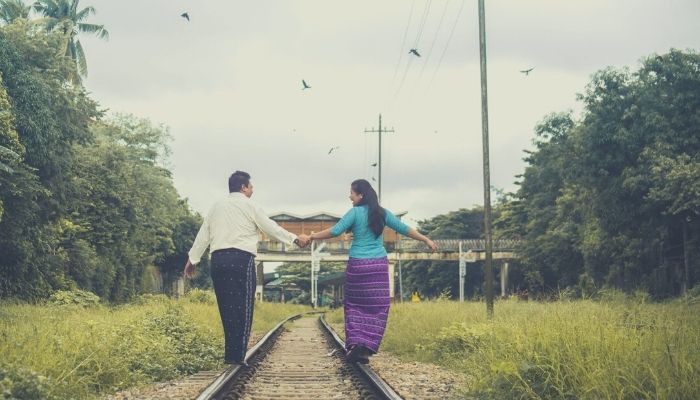 _TotalWellbeing's tweet image. Relationships benefit from developing open heart communication and listening skills.

Photo by Heng Films on Unsplash
Read the full article: 
▸ lttr.ai/mTn5

#BreneBrown #BabySteps #Superfoods #BrainTraining #21DaysToHappiness #selfcare