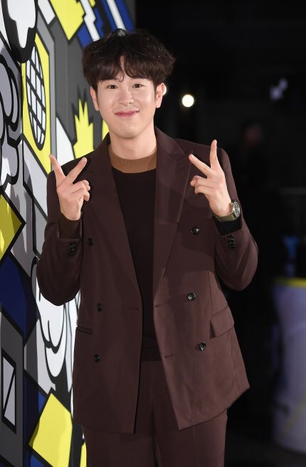 blockb_officiaI's tweet image. [#피오]

[📰] 블락비 피오, 올해 12월까지 입영 연기 신청

🔗 naver.me/FqSjz78Z

#BLOCKB #블락비 #PO