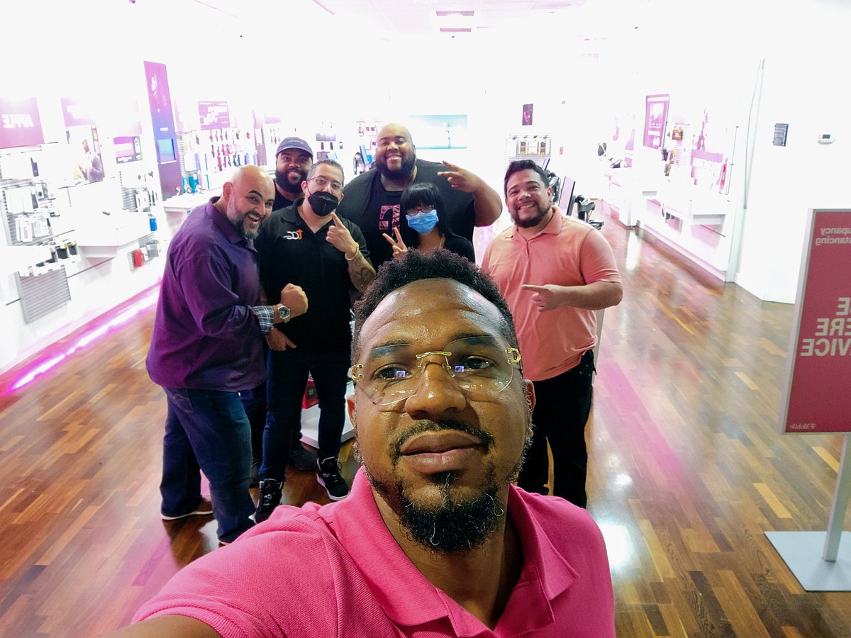 Great visits today in Jax <a href="/FrankieETCC/">Frank</a> <a href="/BrettKennedyTCC/">Brett Kennedy</a> <a href="/williamamora2/">Will Mora</a> <a href="/JuanLuisRG046/">Juan Luis</a> <a href="/TCCMobile/">TCC Wireless</a> <a href="/jaymaliktcc/">Jay Malik</a>