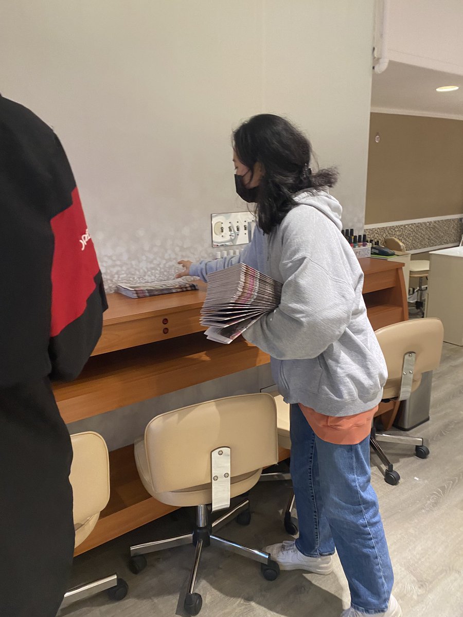 Distribution day with @juliescourant and <a href="/LDohertyCourant/">Lauren Doherty</a> Go pick up an issue of the Courant in town at a Dunkin’ Donuts, Starbucks, or Hollywood Nails! <a href="/NCHSCourant/">NCHS Courant</a>