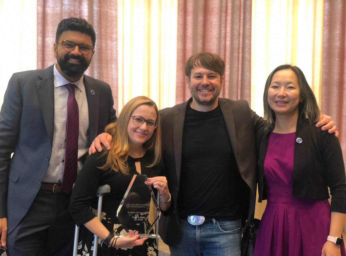 KMirza's tweet image. Congratulations to the incredible @NRiddleMD on being honored with the @Pathologists Resident Advocate Award 2021! Super well-deserved 🌟

Honored to be friends with this superstar cast of Resident Advocates 🙌🏾🙌🏾#PathFamily