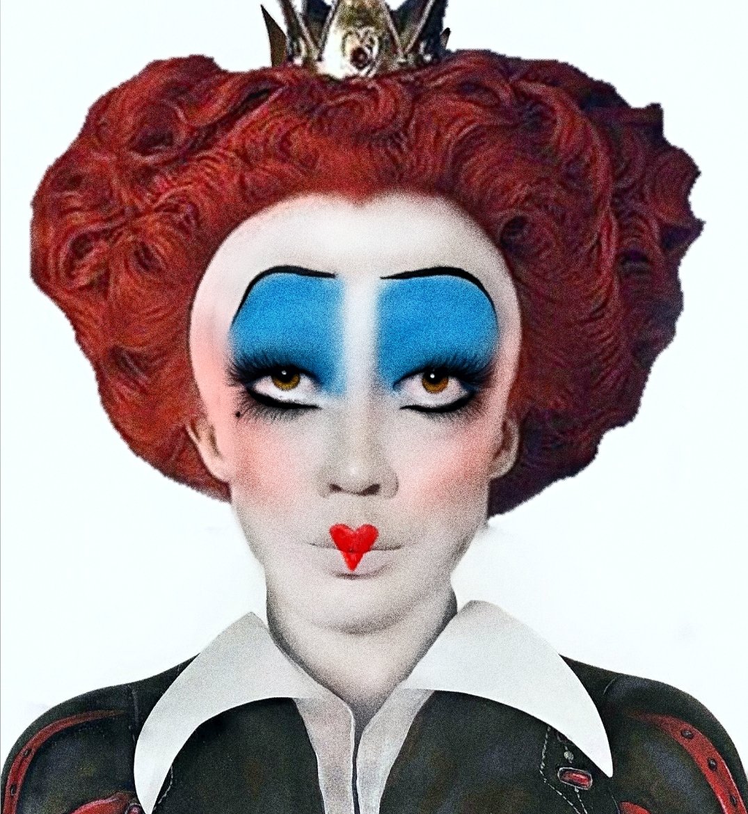 ArathCancela's tweet photo. ♠️ QUEEN OF HEARTS ♠️
¡¡¡ PERDERÁ LA CABEZA!!!
Cuarto look de éste mi favorito Halloween, no saben las ganas que tenía de hacer a éste personaje tan inconico desde hace ya unos años.
Espero les guste y ya saben cómo apoyarme!! Gracias por todo.

#makeup
#makeupideas #makeuplook https://t.co/1RljXedczL