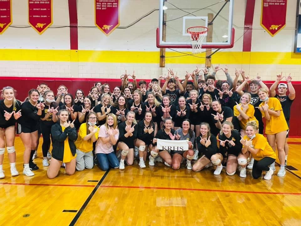 CougCrazyNation's tweet photo. An EPIC win from the volleyball team tonight, with a LOUD student section. Jets, we can’t hear you. 🤪#smokedthejets #gocougz https://t.co/ZhcI50jMVz